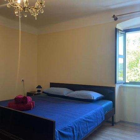 קרס Crveni Apartman מראה חיצוני תמונה